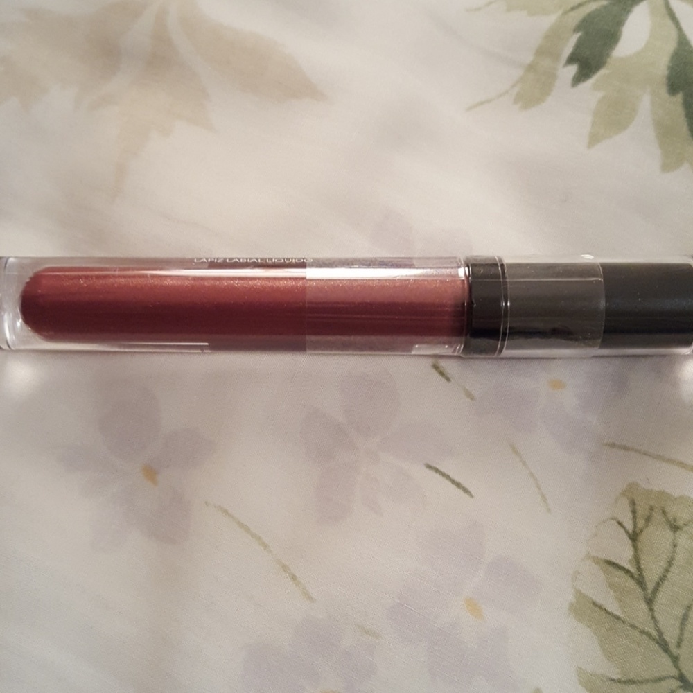Revlon Makeup Bundle - Picture 6 of 6